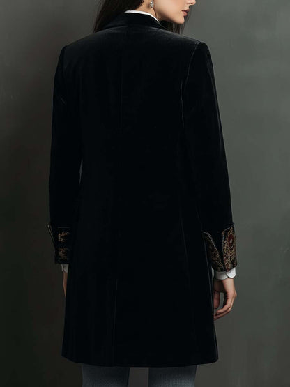 Susana | Blazer negro entallado con solapas y estampado barroco