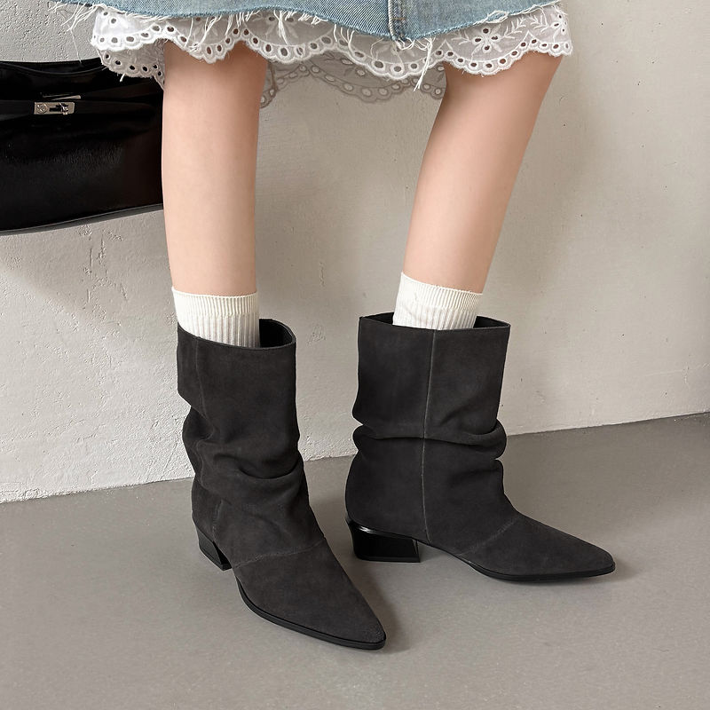 Estrella | Botines de piel de media caña
