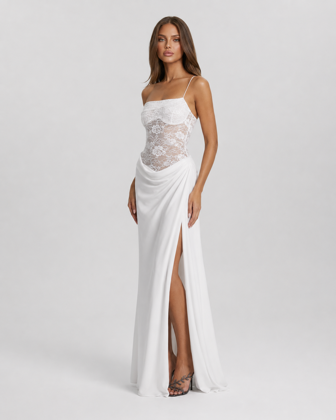 Eva | Vestido Maxi de Encaje Asimétrico