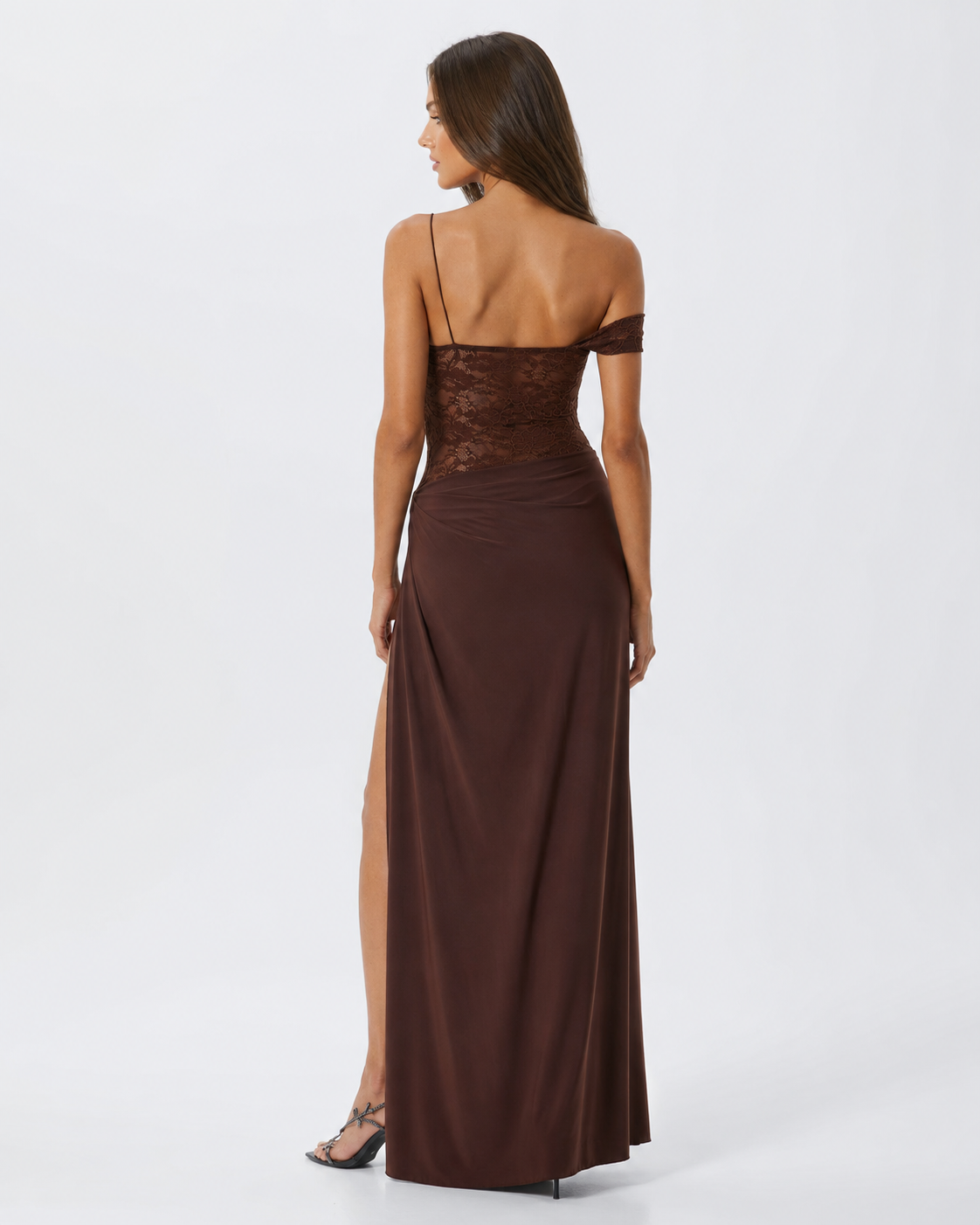 Eva | Vestido Maxi de Encaje Asimétrico