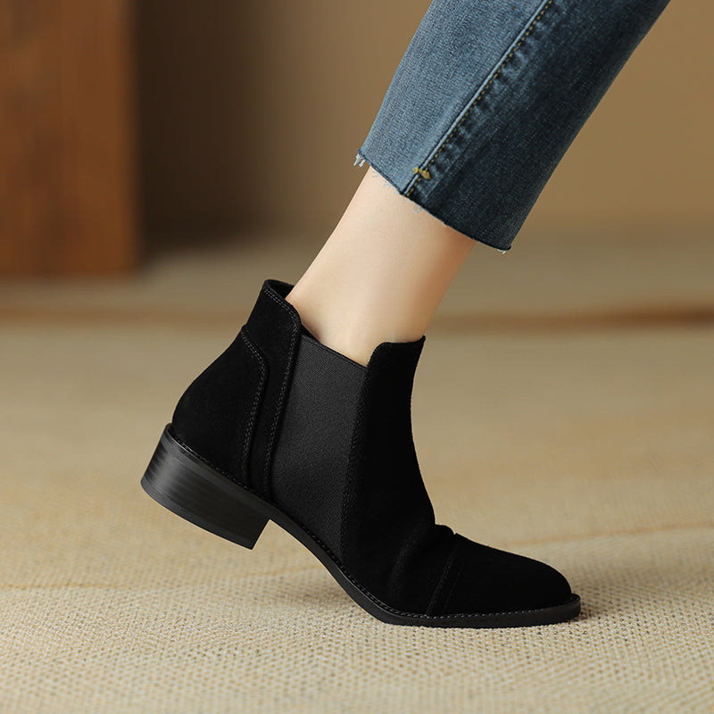 Leocadia | Botas de ante auténtico con detalle en la punta