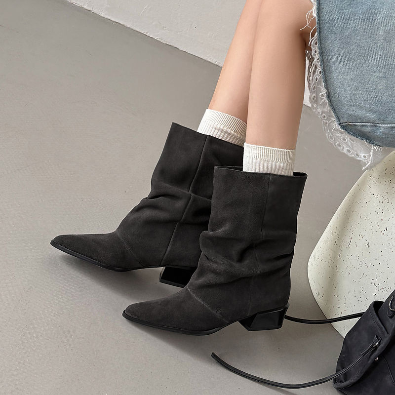 Estrella | Botines de piel de media caña
