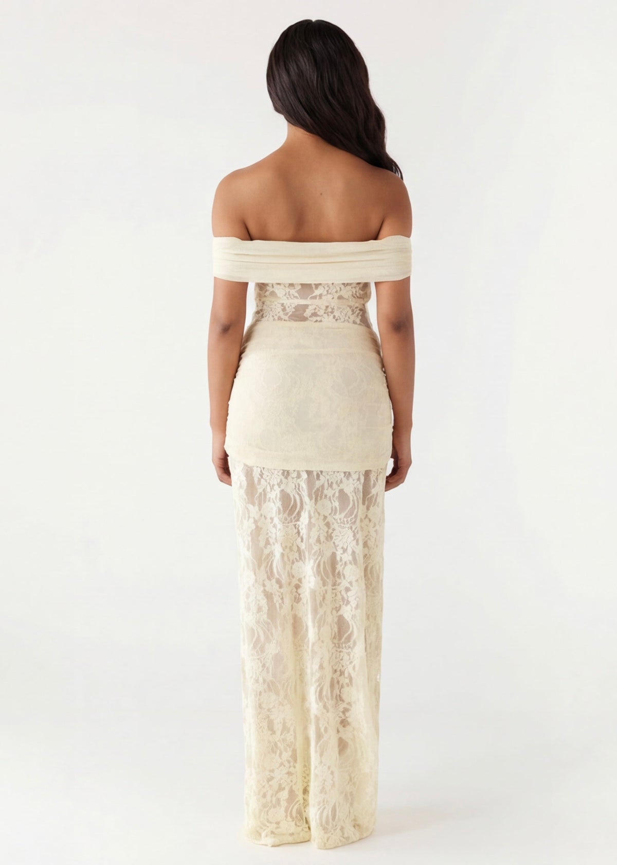 Isabel | Vestido Maxi de Encaje con Hombros al Aire