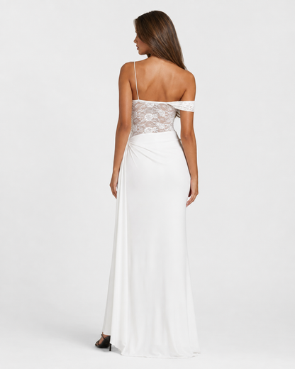 Eva | Vestido Maxi de Encaje Asimétrico
