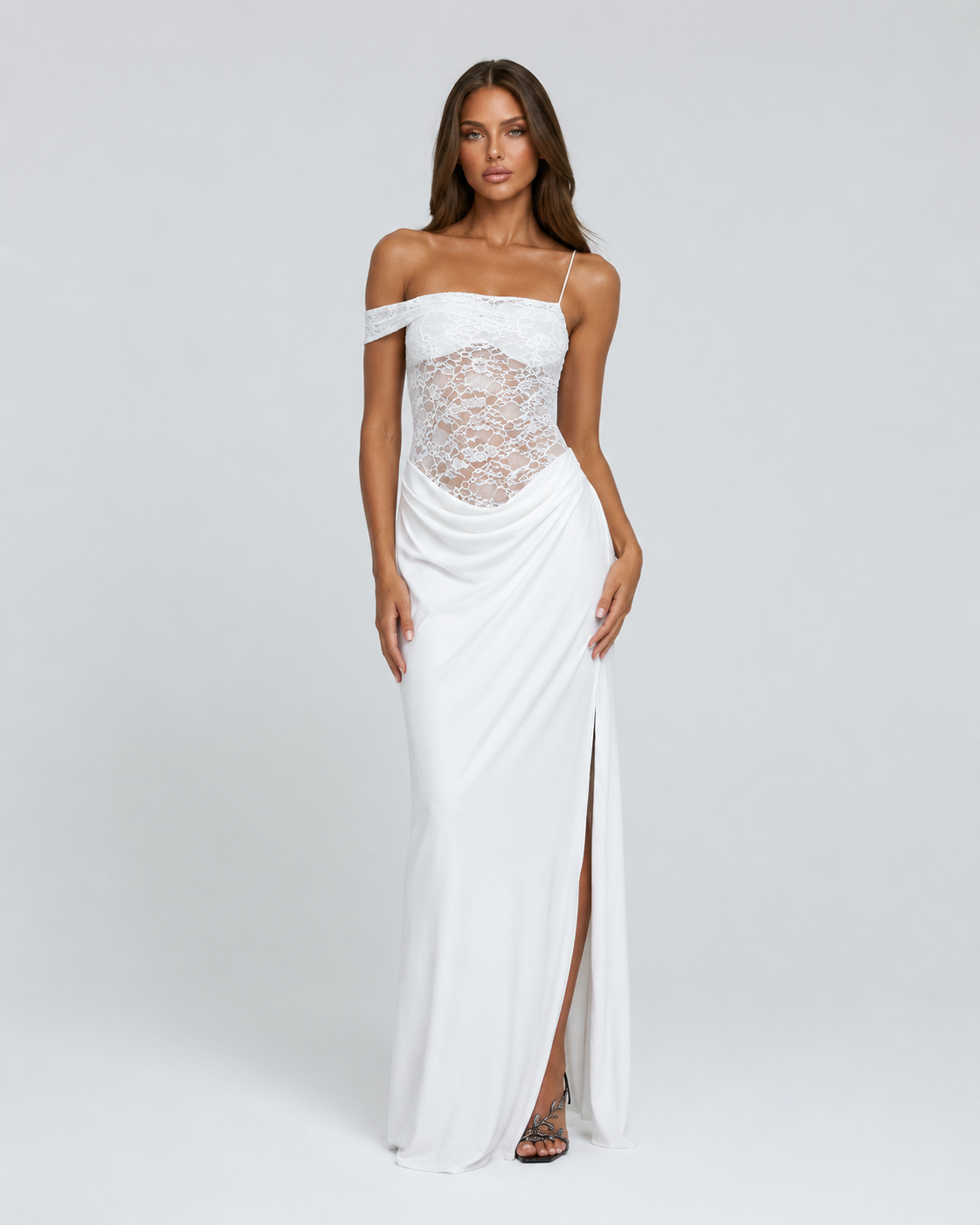 Eva | Vestido Maxi de Encaje Asimétrico