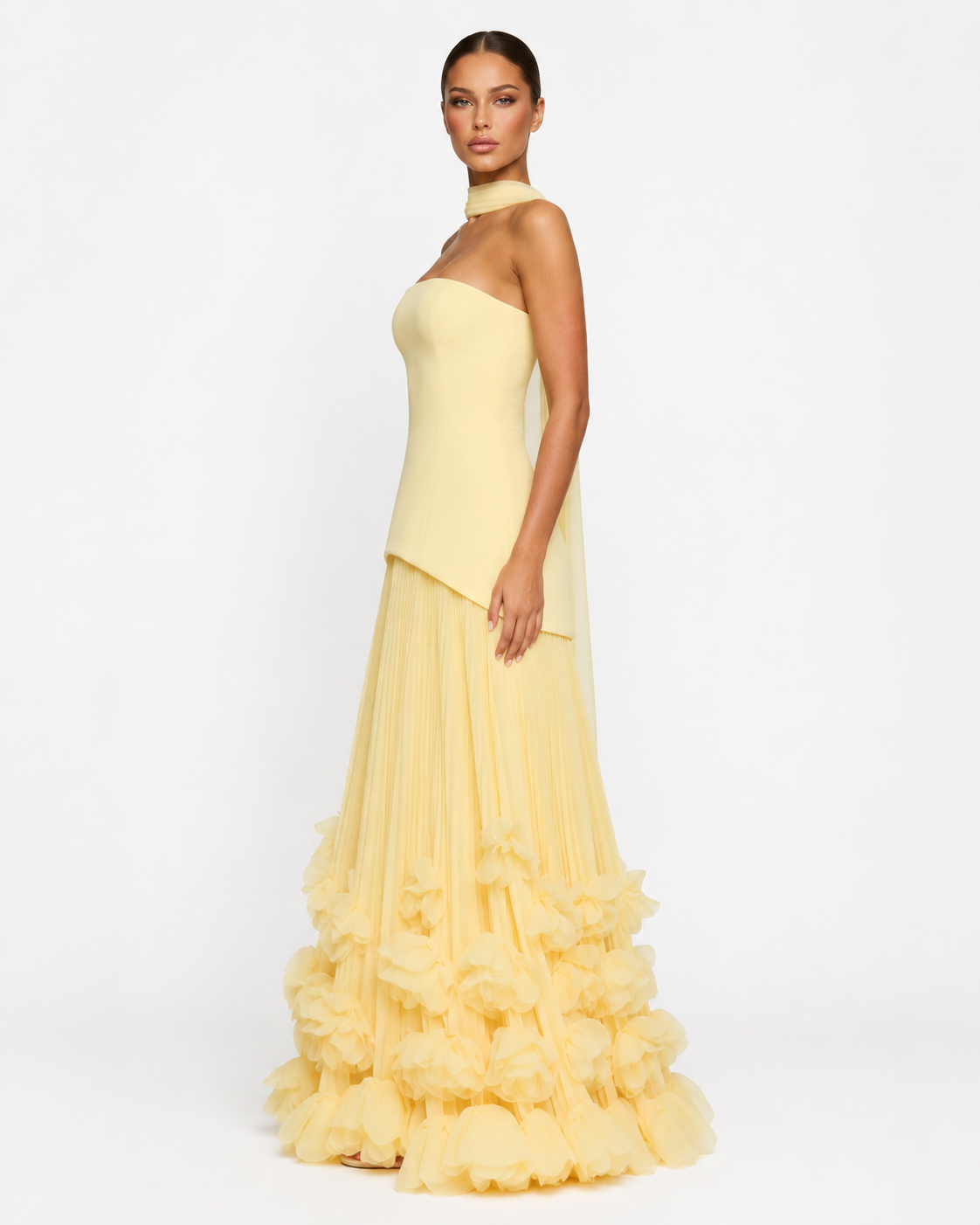 Celia | Vestido Maxi Plisado con Flores 3D