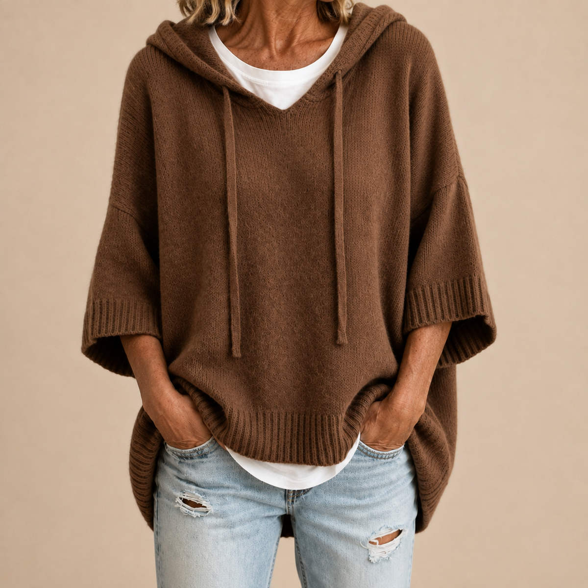 Bárbara | Poncho de punto con capucha