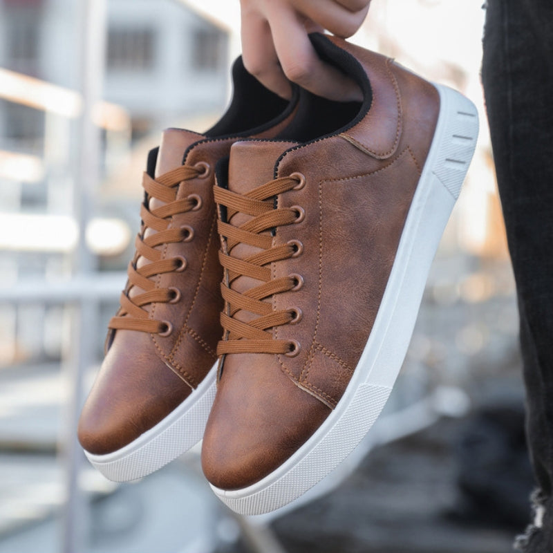 Nicolás | Zapatillas retro de piel sintética