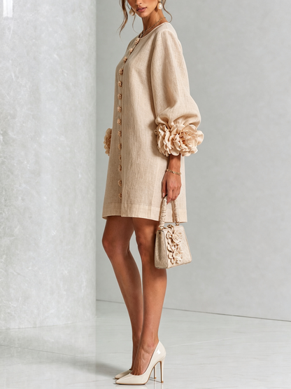Valentina | Vestido mini de lino con puños de rosa – Beige