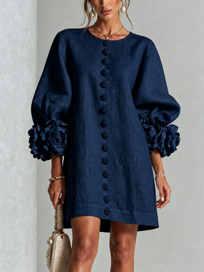 Karla | Vestido mini de lino con puños de rosa – Azul marino