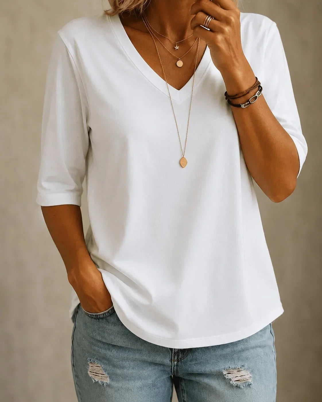 Aurelia | Camiseta clásica de cuello en V