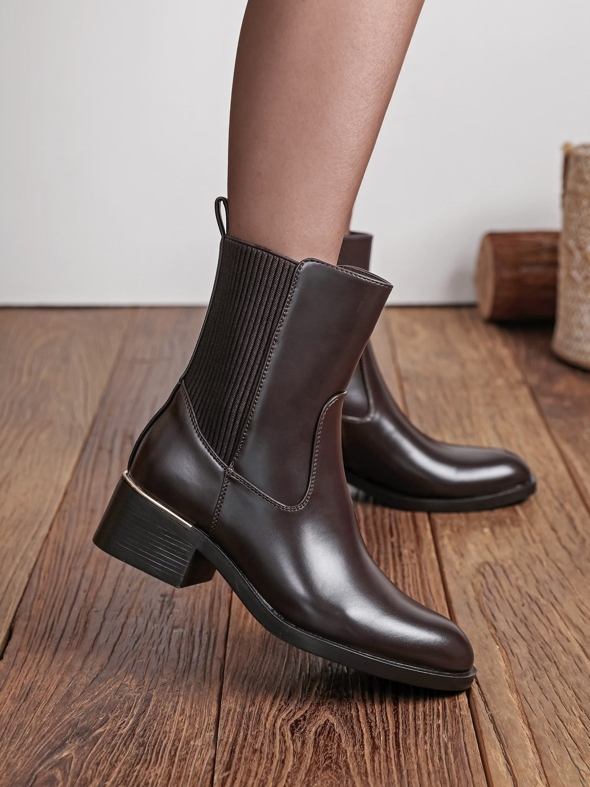 Enara | Botines Chelsea elegantes