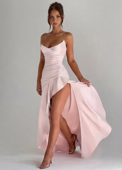 Laura | Vestido Largo Satinado con Escote Cascada