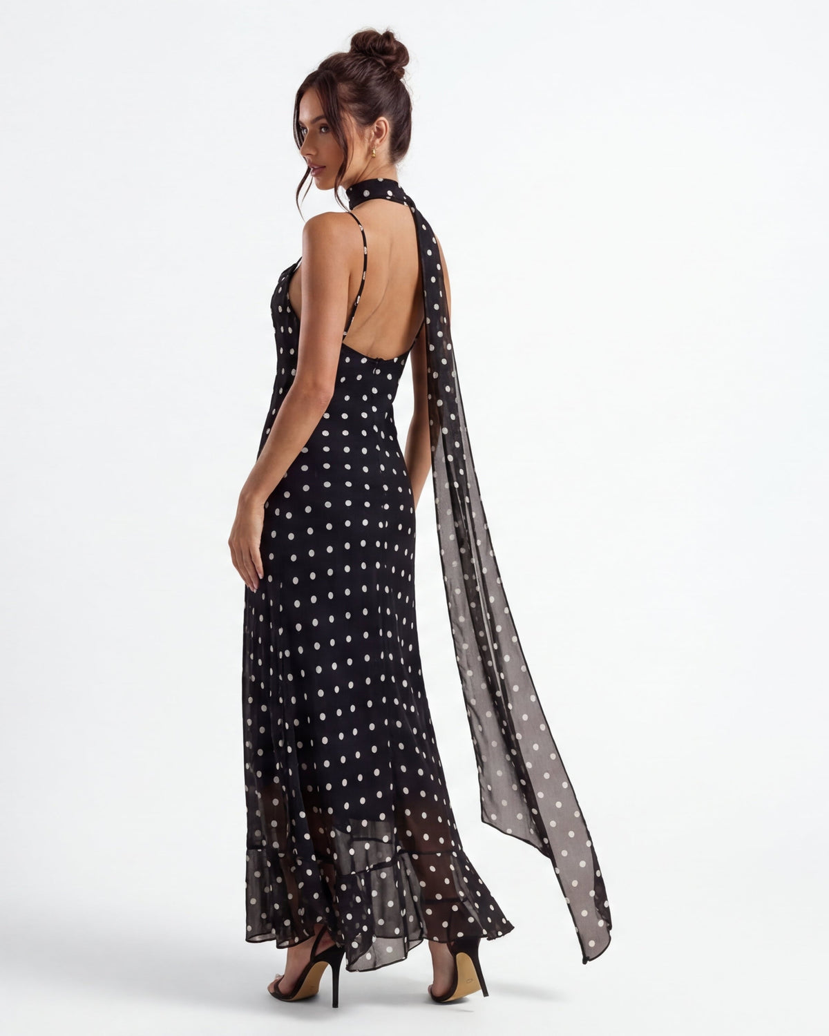 Sofía | Vestido Maxi de Lunares con Pañuelo