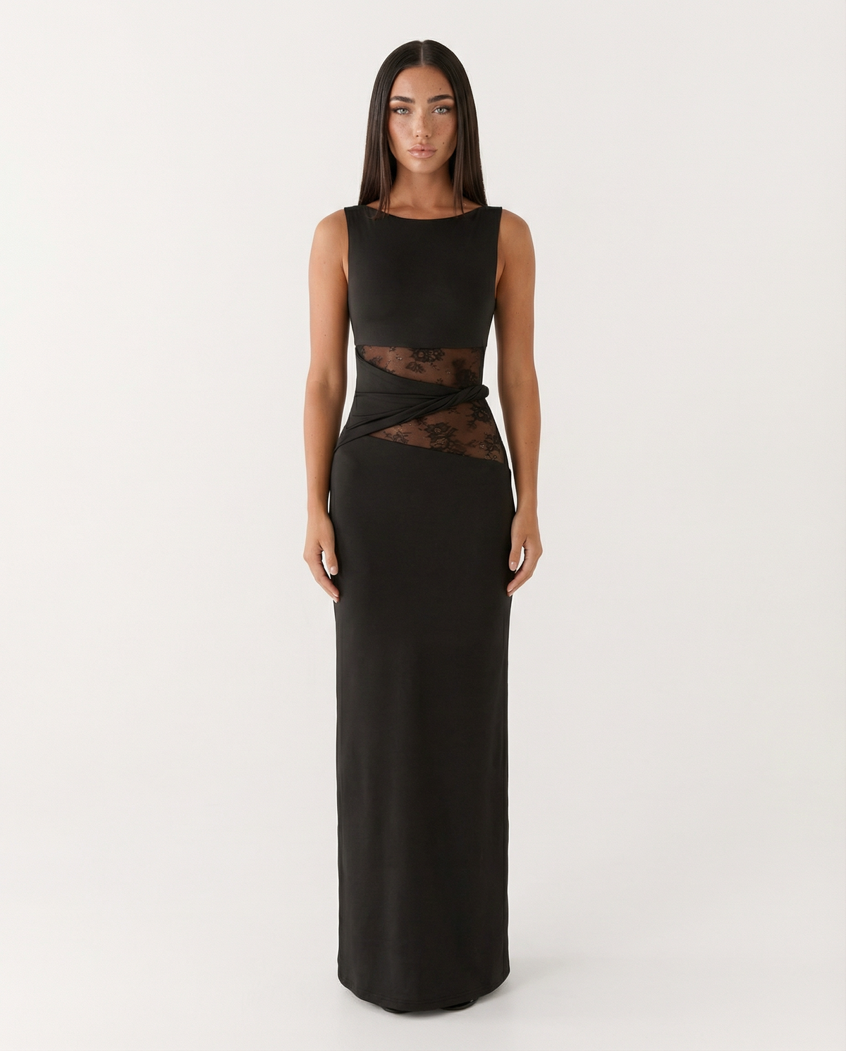 Beatriz | Vestido Maxi con Encaje y Transparencias