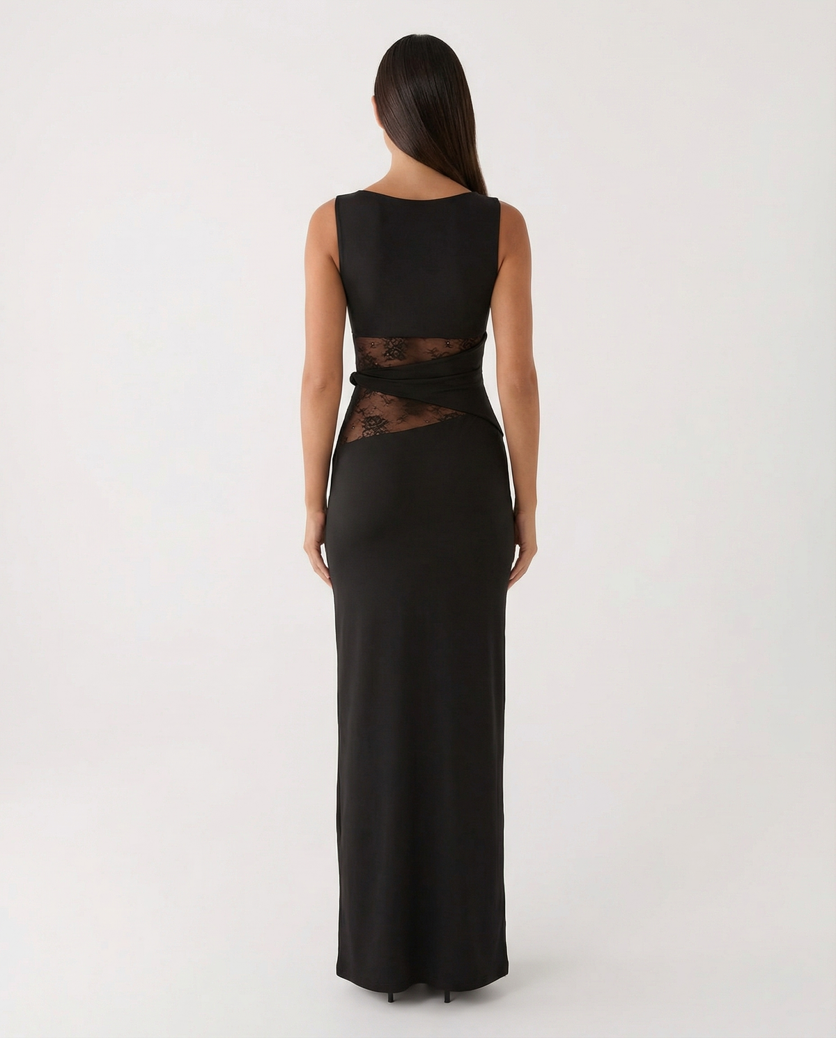 Beatriz | Vestido Maxi con Encaje y Transparencias