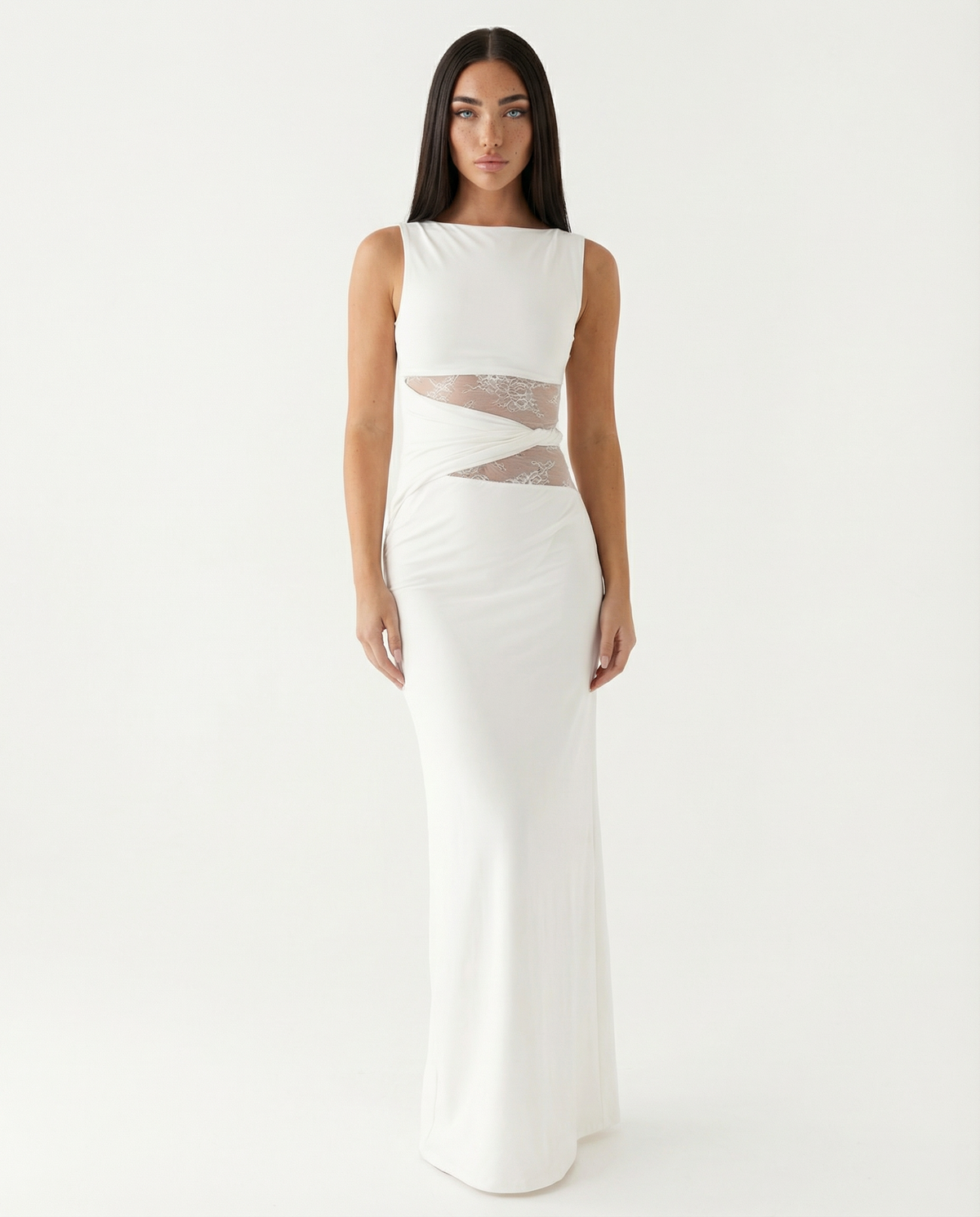 Beatriz | Vestido Maxi con Encaje y Transparencias